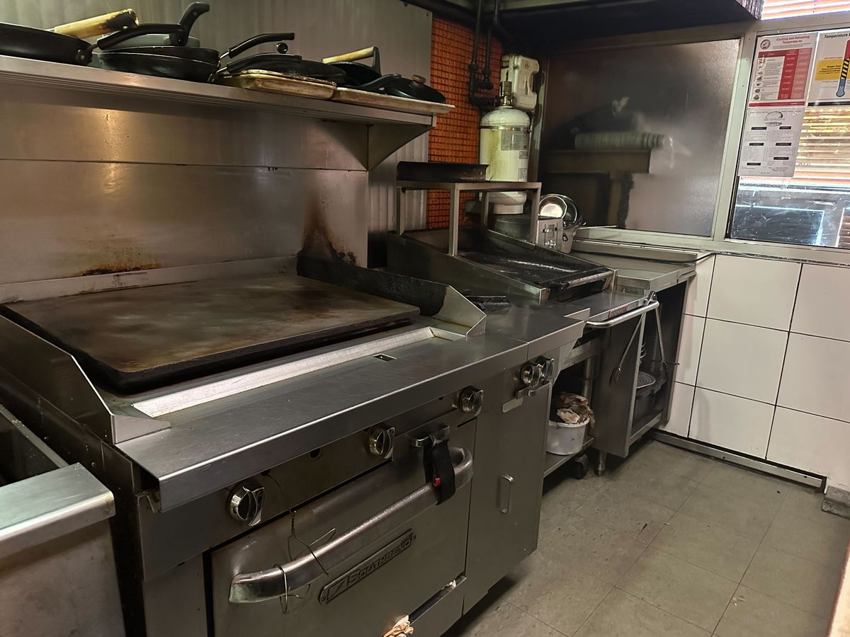 Diner Commercial Kitchen, Hot and Cold Prep